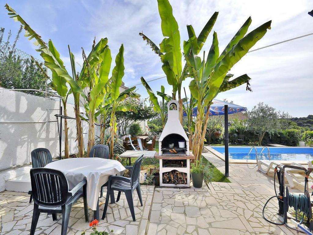Apartments Mandic พูลา ภายนอก รูปภาพ