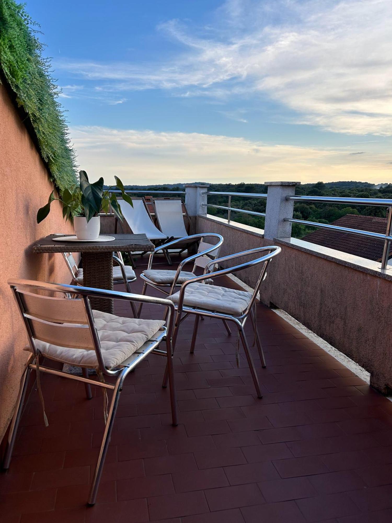Apartments Mandic พูลา ห้อง รูปภาพ
